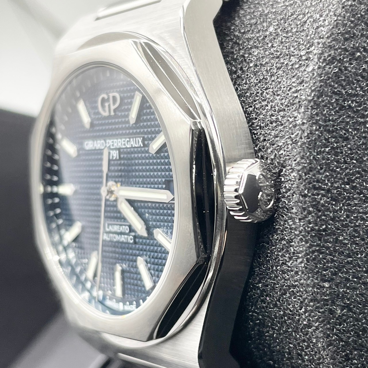 ���顼�롦�ڥ르 ���쥢���� 81010-11-431-11A �֥롼 42mm