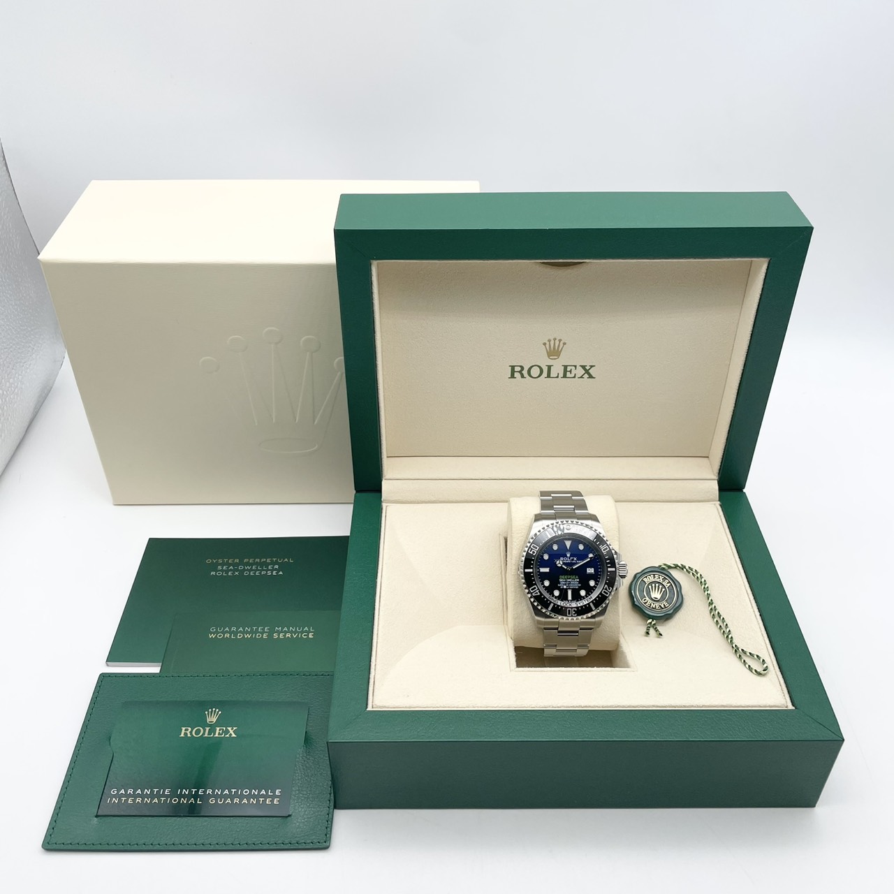 �ڿ��������°���ۥ���å��� �����ɥ����顼 �ǥ����ץ��� 126660 D�֥롼 ���ƥ�쥹�������� 44mm