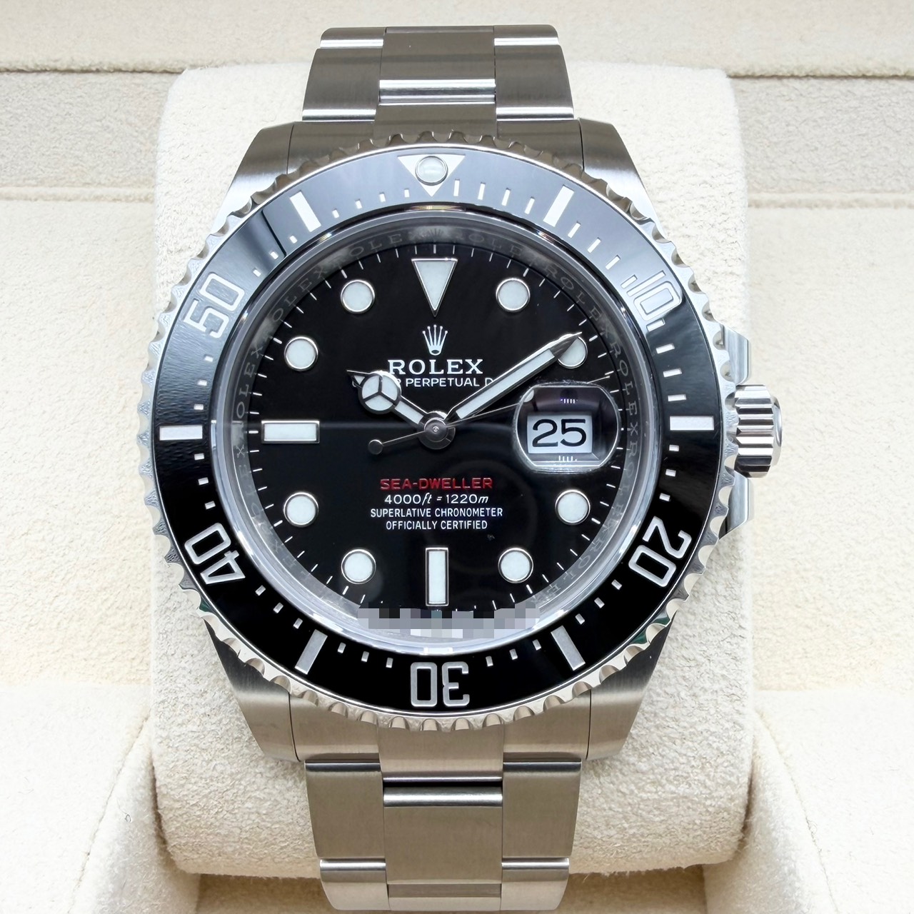 ����å��� �����ɥ����顼 126600 �֥�å� 43mm