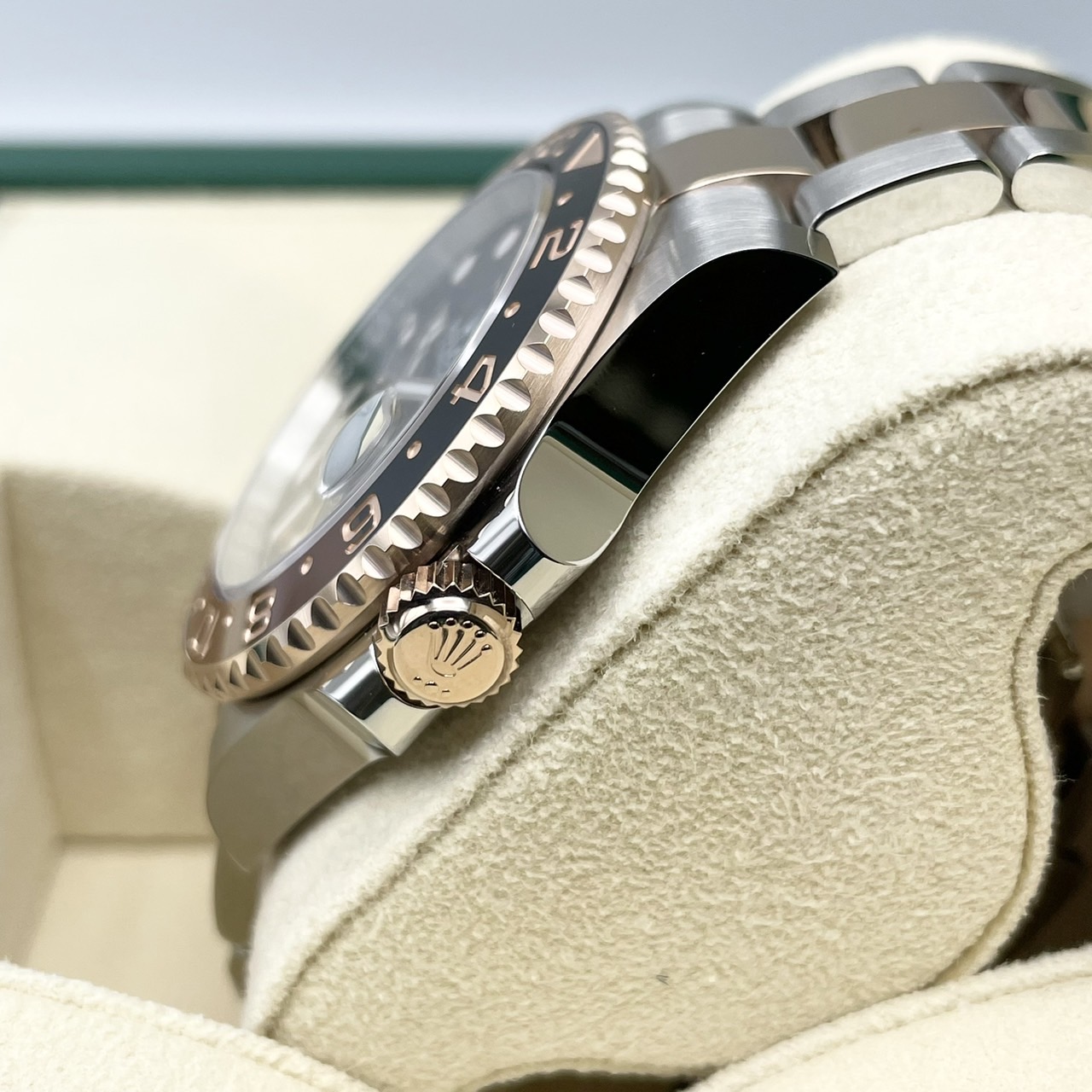 ����å��� GMT�ޥ�����II 126711CHNR �֥�å� 40mm