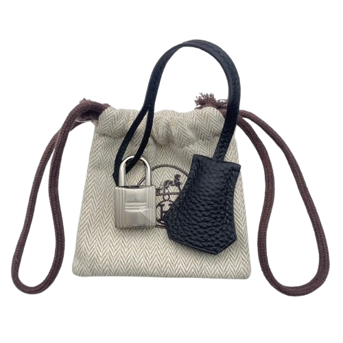 ����᥹ �С����� 25 �Υ�� �ȥ� ����С���� W���