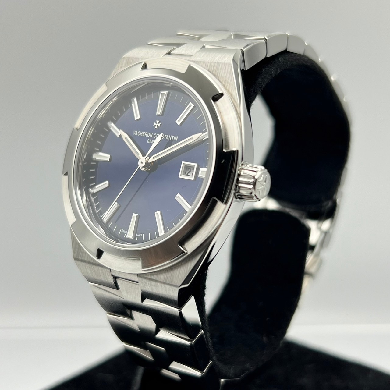 2023年新作】ヴァシュロンコンスタンタン オーヴァーシーズ