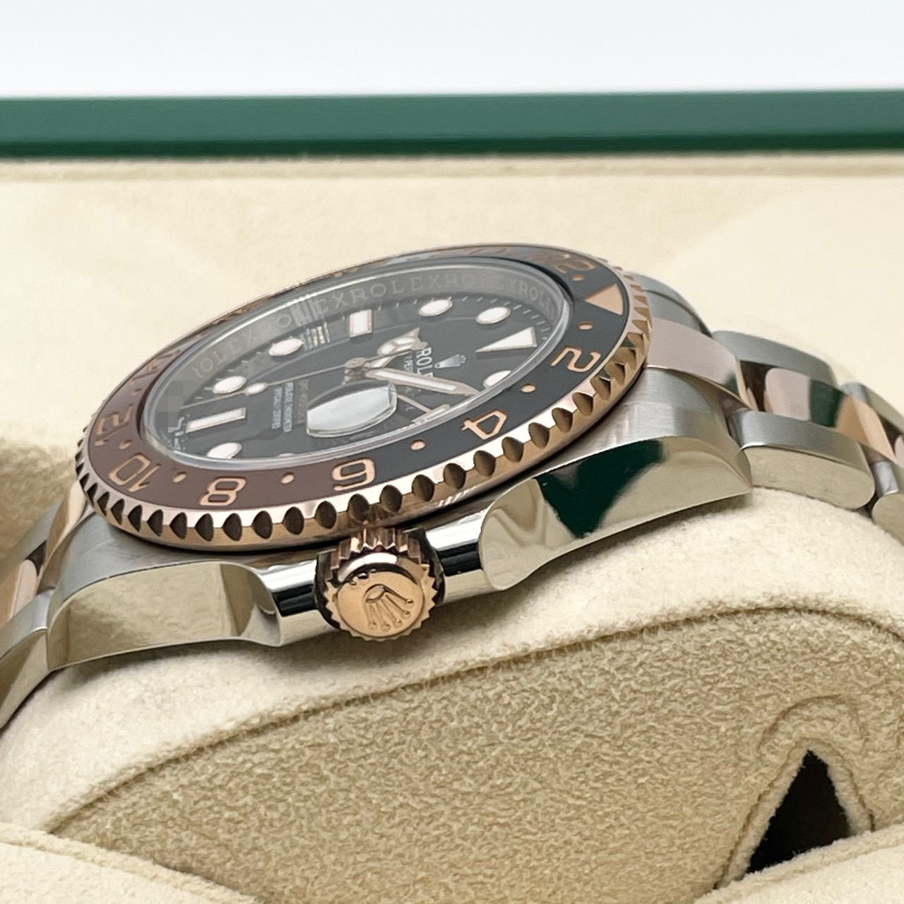 �ڿ�����顪���ۥ���å��� GMT�ޥ�����II 126711CHNR �֥�å� 40mm