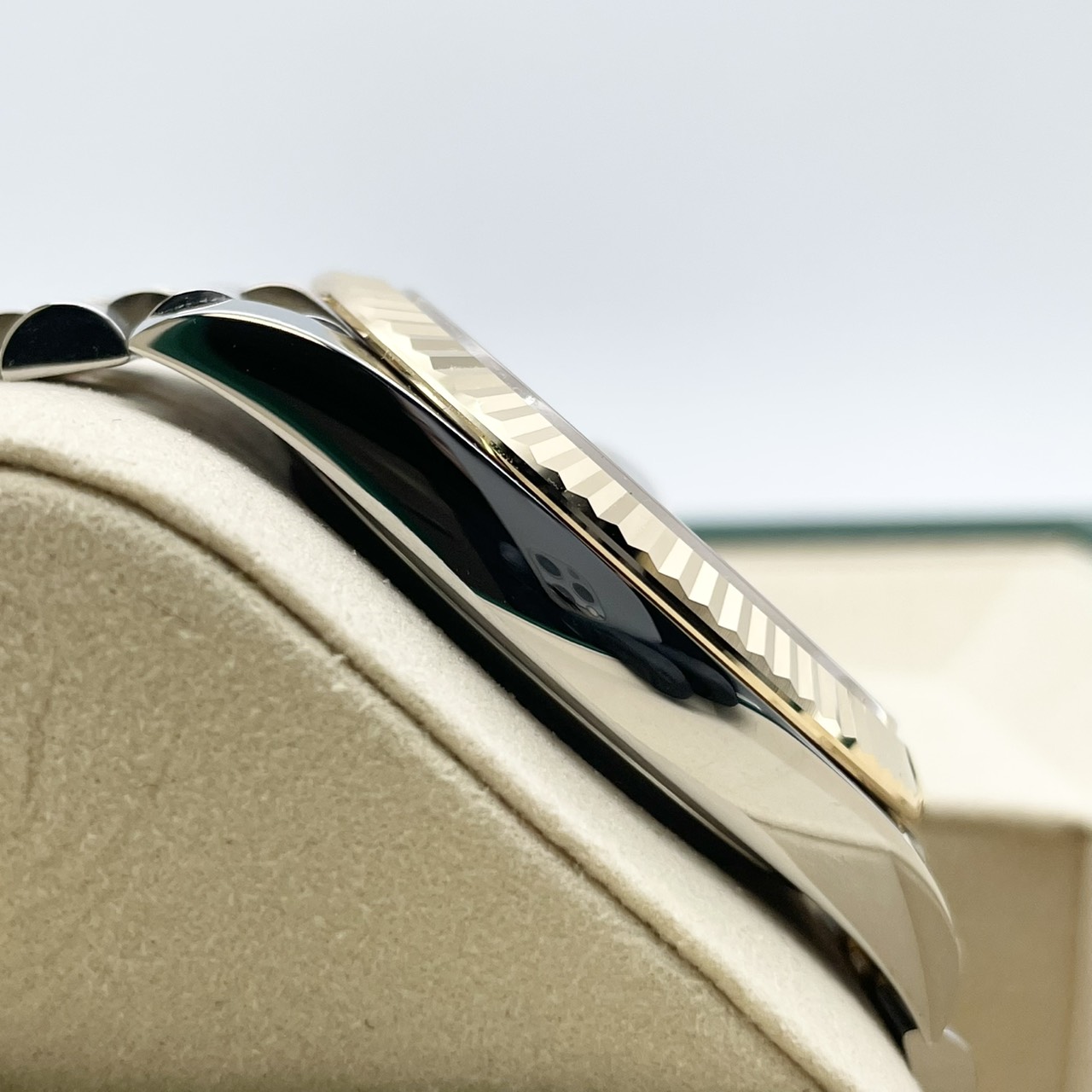 ����å��� �ǥ��ȥ��㥹�� 126333  �ۥ磻�� ����ӥ꡼�֥쥹 41mm