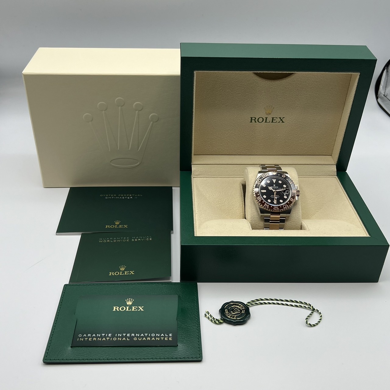 ����å��� GMT�ޥ�����II 126711CHNR �֥�å� 40mm