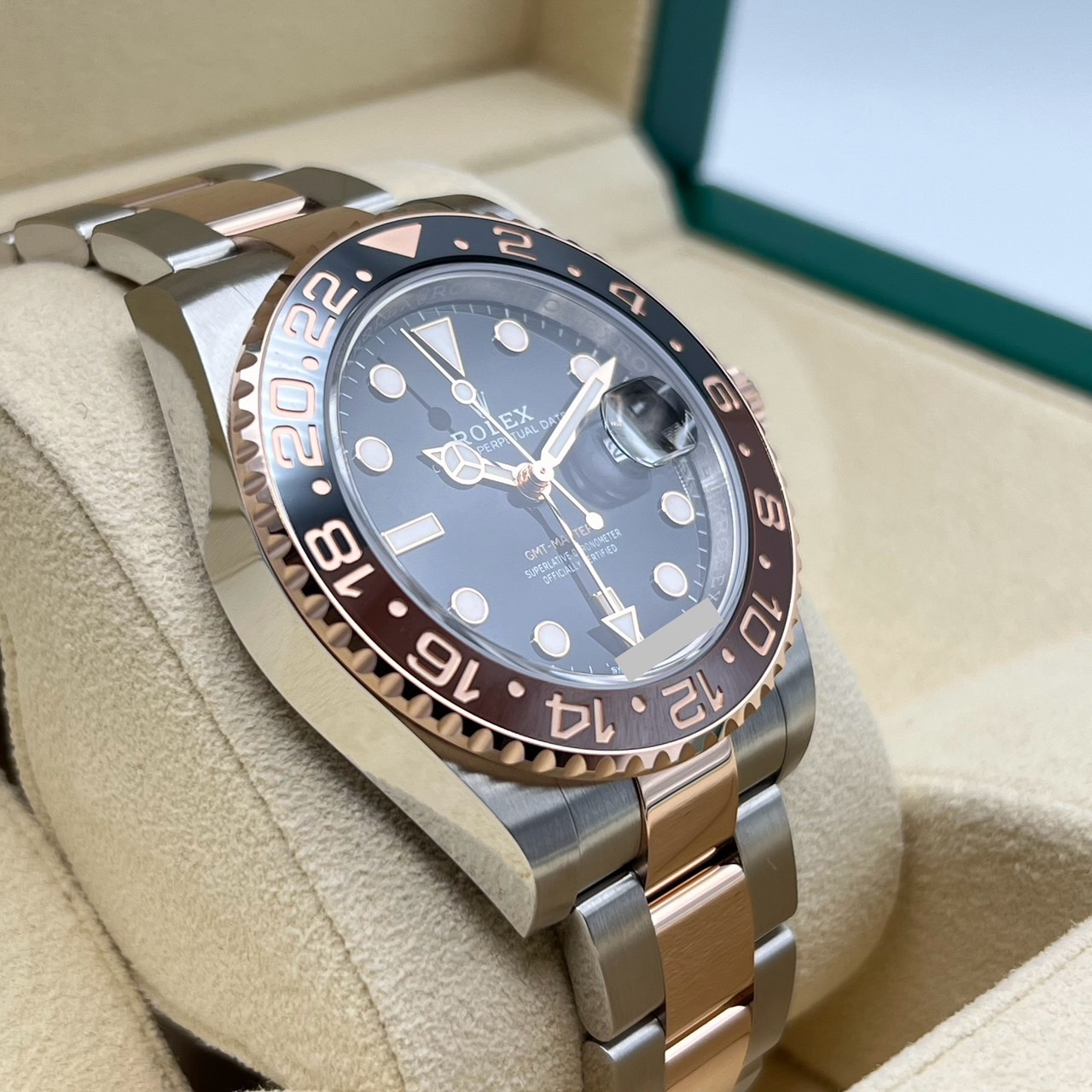 ����å��� GMT�ޥ�����II 126711CHNR �֥�å� 40mm