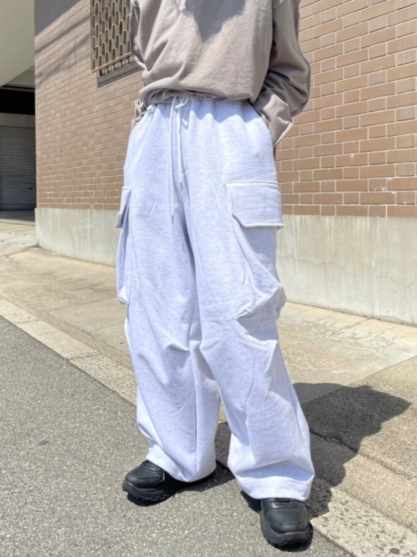 受注制【Chikashitsu +】oversized sweat cargo pants (2color)