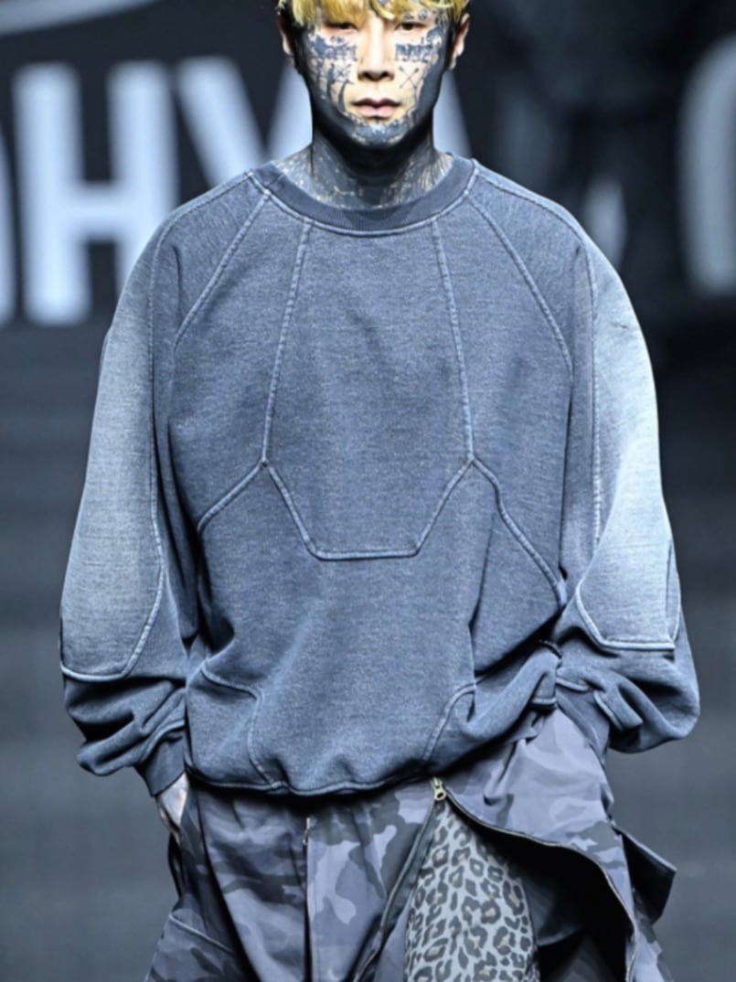 【AJO AJOBYAJO】24FW★ Paneled Denim Sweatshirt AJOBYAJO】Paneled Denim Sweatshirt | OUR BRAND,AJOBYAJO