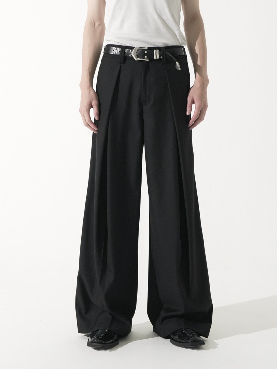 CS】cross tuck drape slacks (black) | OUR BRAND,Chikashitsu +,CS