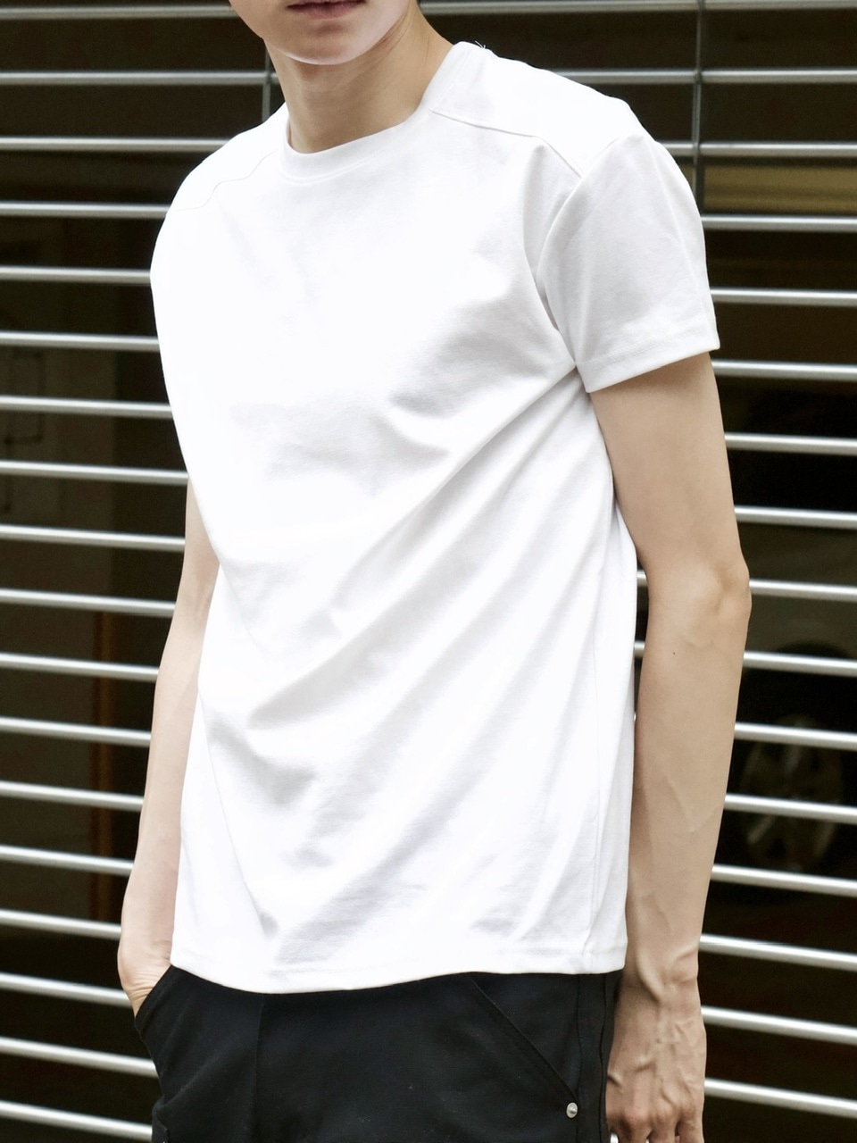 東京店WEB限定受注制【Chikashitsu +】compact crew neck tee (3color)
