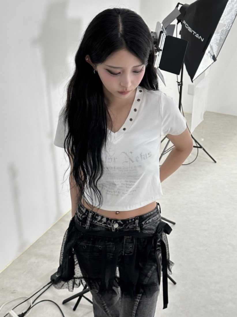 【XU DOG】eyelet lettering cropped tee (3color)