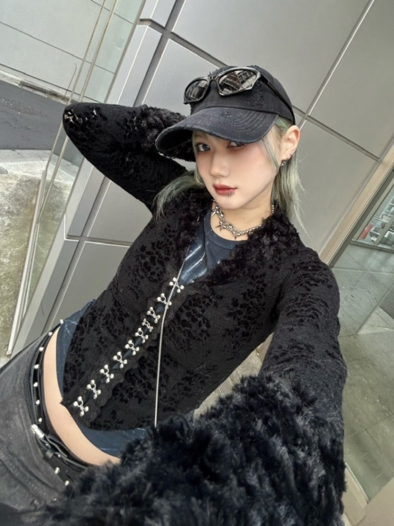 【XU DOG】front hook lace cardigan (2color)