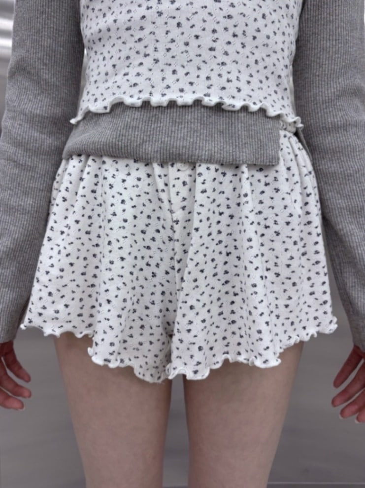 受注制【nmtc +】flower mini shorts (2color)