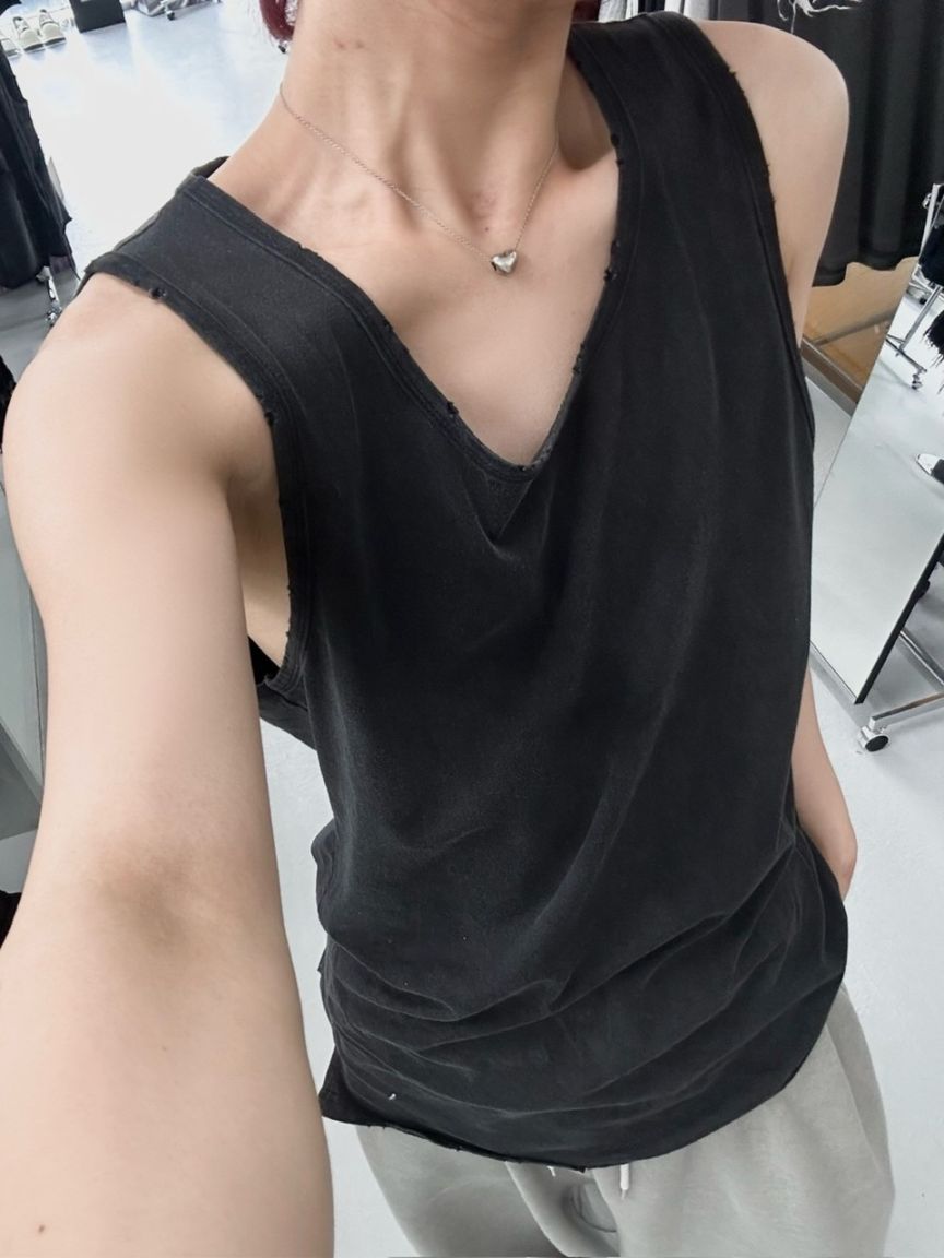 トップス LUV CODE y2k neck rib knit トップス LUV CODE y2k neck rib knit LUV CODE】v neck rib