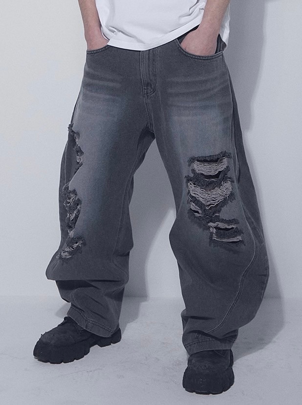 BLR BLUER ダメージデニムパンツ 8/26 20:00 発売【BLR BLUER】Curved Tanker Washed Denim Pants
