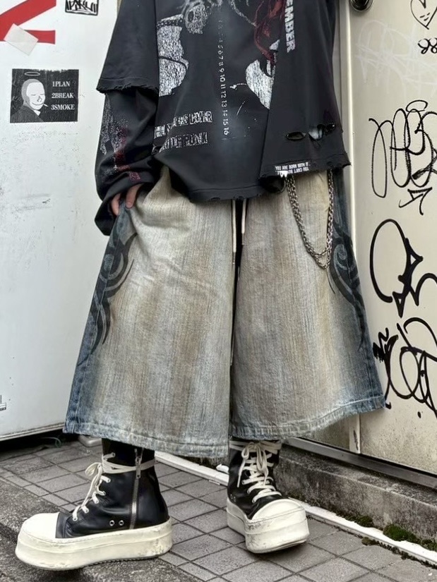 mmmしょっぷページ MSGM】 【SKETCHED BUNNIES ジップディテール スウェットシャツ