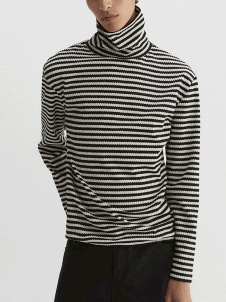 【DNSR】Textured Stripe Turtleneck Long Sleeve