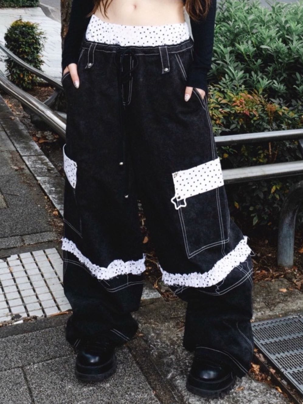 Musinsa   CHERRYQUIRI チェリーキュリー リボンカーゴパンツ Musinsa CHERRYQUIRI チェリーキュリー リボンカーゴパンツ Musinsa