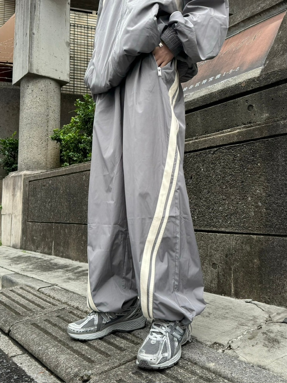 セットアップ ジャージ サイドライン トラックパンツ 2色 b3008 Chikashitsu +】set up side line track pants (2color