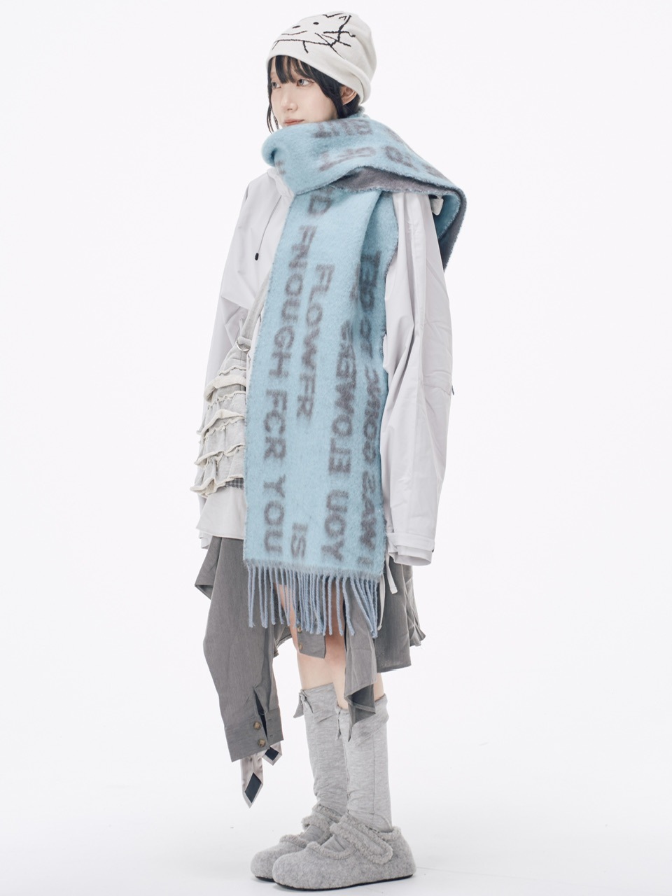 受注制【Nerd out XU】lettering shaggy muffler (2color)