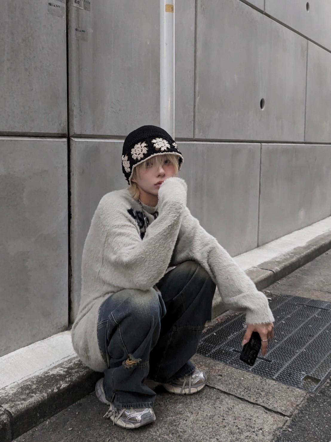 【LUV CODE】lettering shaggy knit (2color)