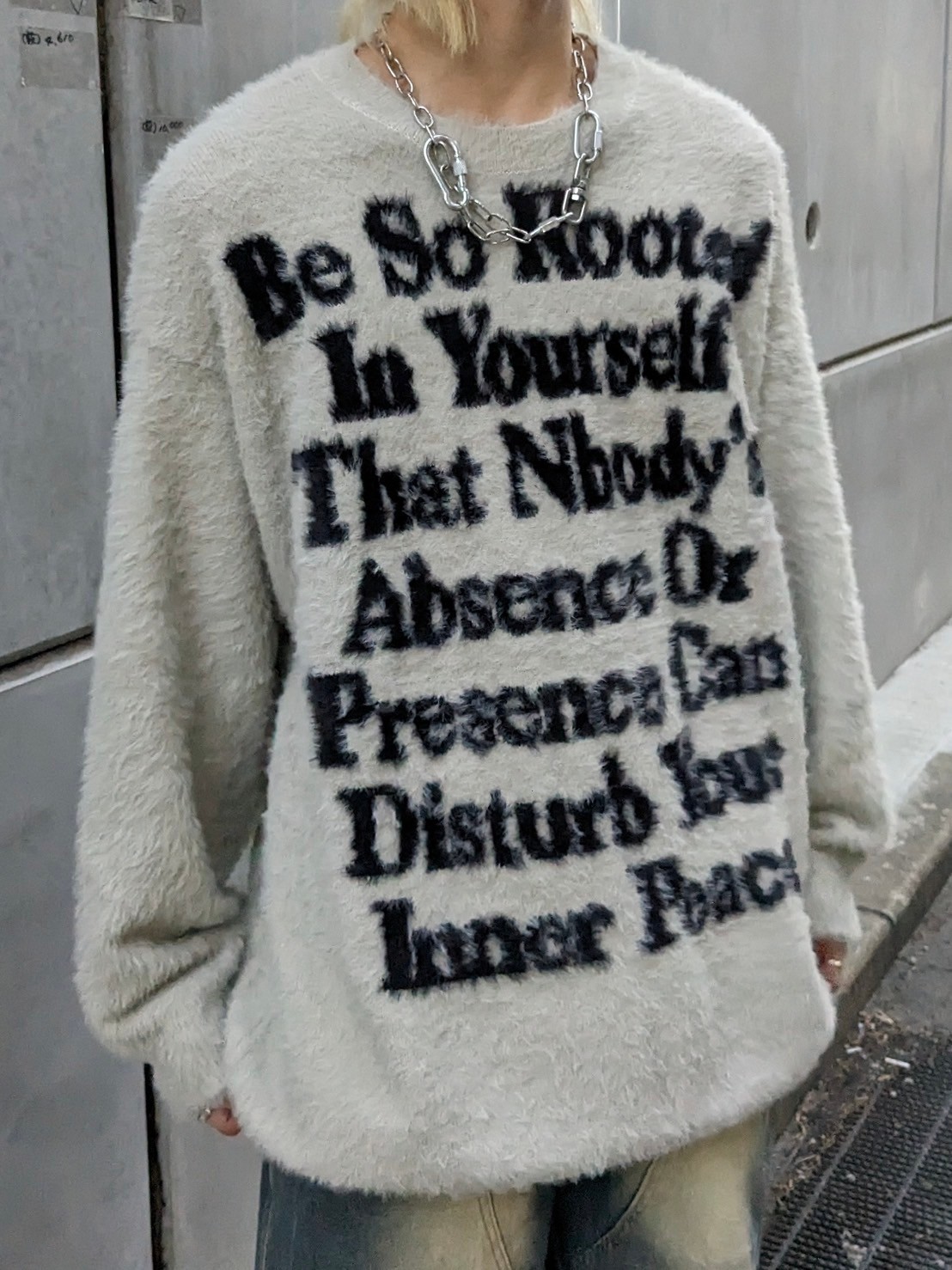 【LUV CODE】lettering shaggy knit (2color)