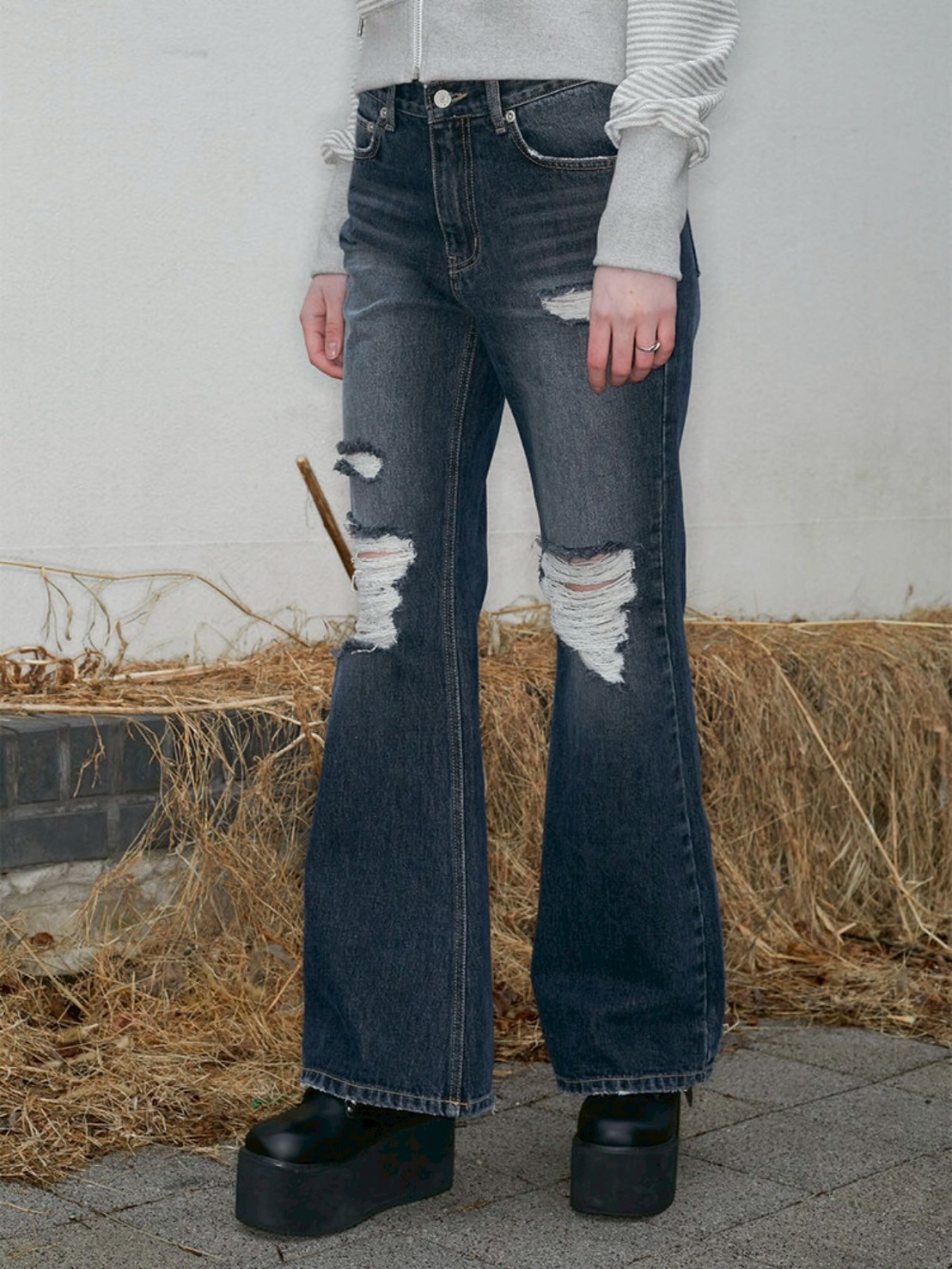 【NOT KNOWING】 Destroyed Flared Jean /追跡付 NOT KNOWING】Destroyed Flared Jean | OUR BRAND,NOT KNOWING