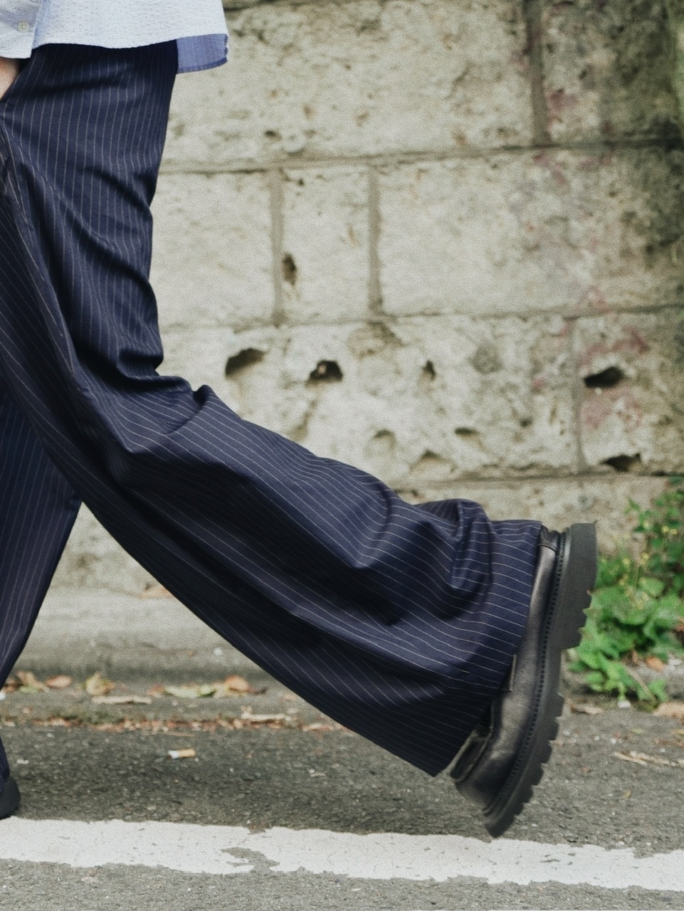 【Chikashitsu +】stripe tuck slacks 受注制【Chikashitsu +】stripe tuck slacks / 【チカシツプラス
