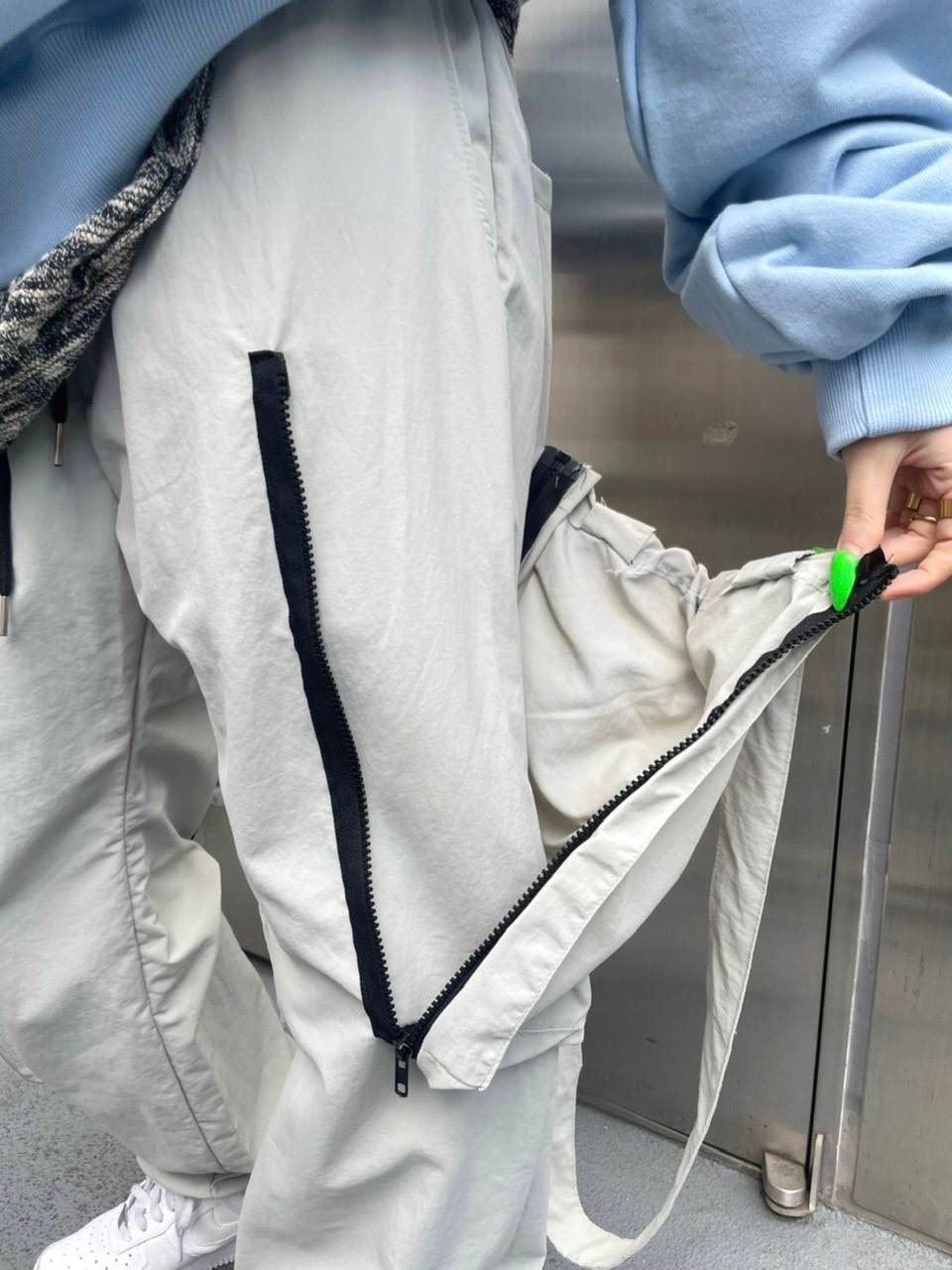 Never mind the XU】zip pocket cargo pants (2color) | OUR