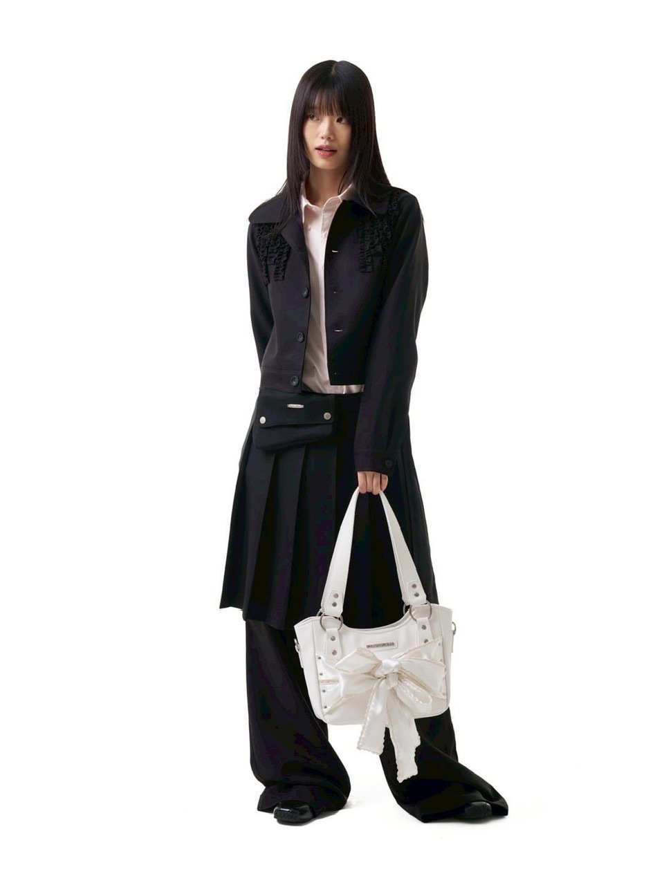 [IUGAMAKARAS] Laced Ribbon Leather Shoulder Bag /追跡付 IUGAMAKARAS] IUGA Laced Ribbon Leather Shoulder Bag (Black