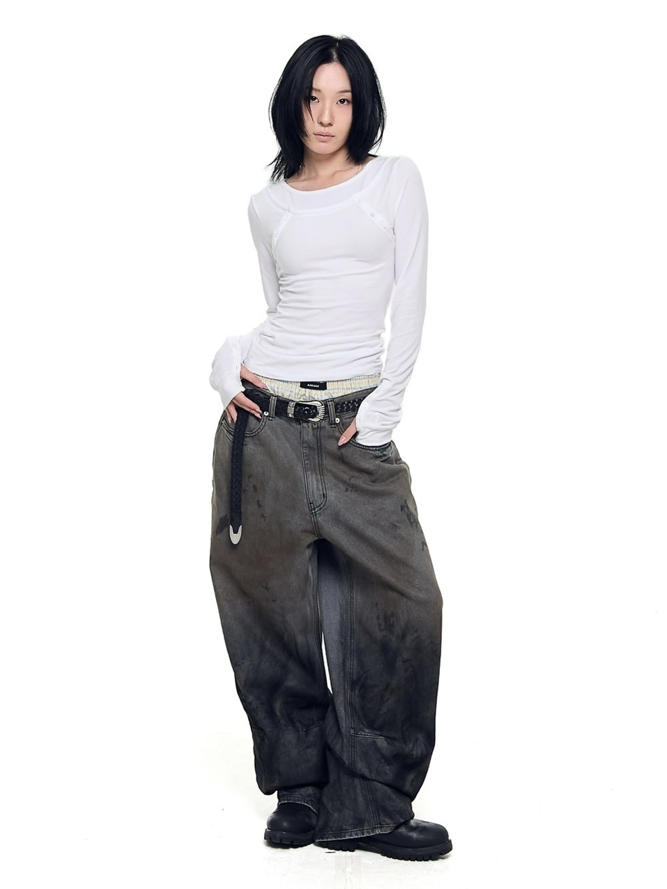 AAKAM】Dirty Gradation Denim Pants | OUR BRAND,AAKAM | PRESSING