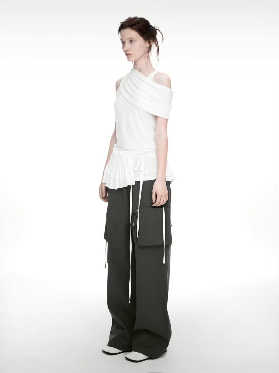 パンツ NACHE STRAP CARGO PANTS size 2 NACHE STRAP CARGO PANTS size 2