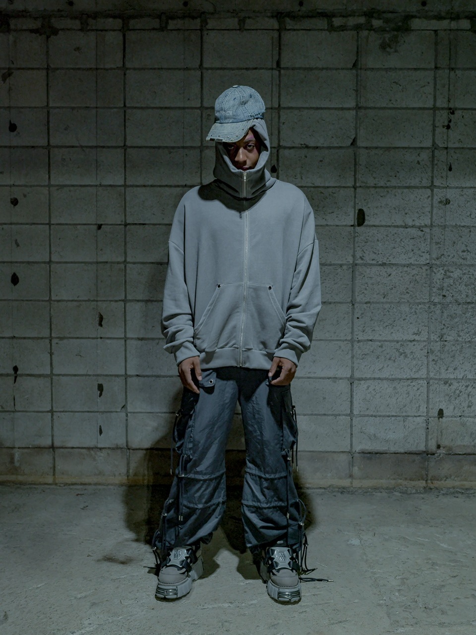 【DIG YOUR OWN GRAVE】ウォッシング フレア テック パンツ DIG YOUR OWN GRAVE】WASHING TECH FLAIR PANTS (2color