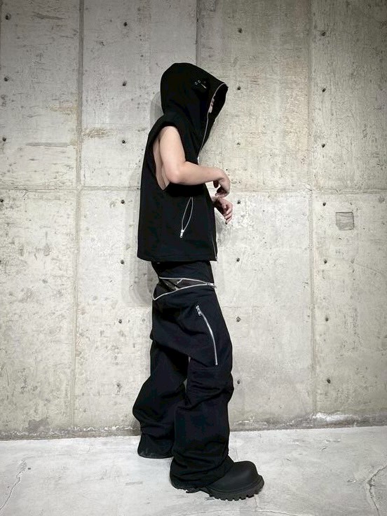 【roaringrad】ZIPPER SAGGING PANTS BLACK roaringrad】ZIPPER SAGGING PANTS BLACK | OUR BRAND