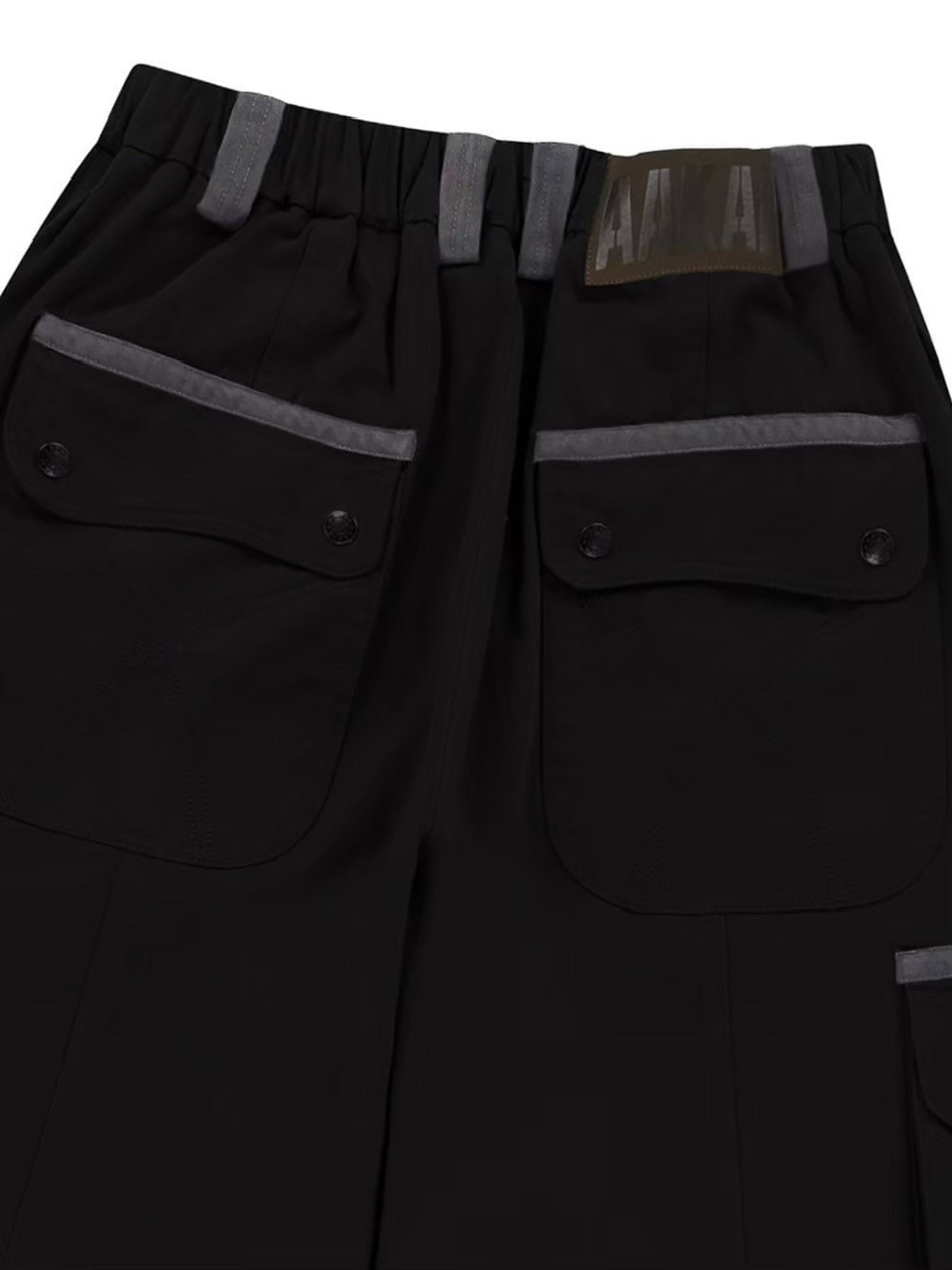 【AAKAM】Knee Pin-tuck Contrast Cargo Pants