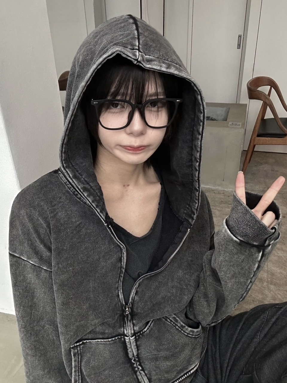 【LUV CODE】pigment zip up hoodie