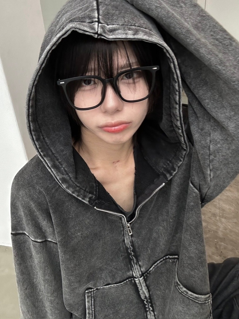 【LUV CODE】pigment zip up hoodie