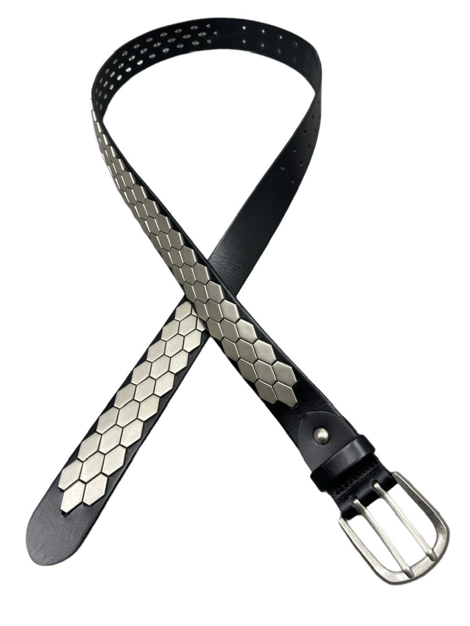 DIG YOUR OWN GRAVE】STUDS POYAS / 【ディグユアオウングレイブ