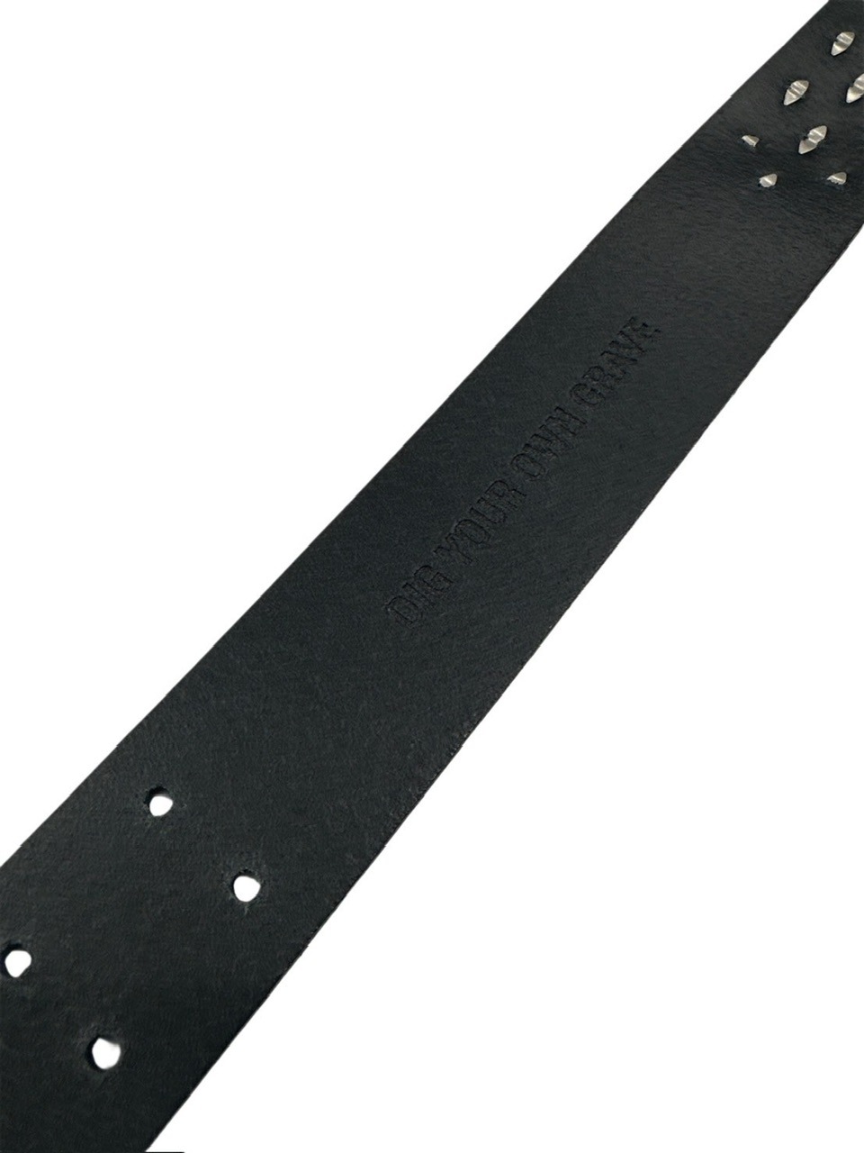 DIG YOUR OWN GRAVE】STUDS POYAS / 【ディグユアオウングレイブ