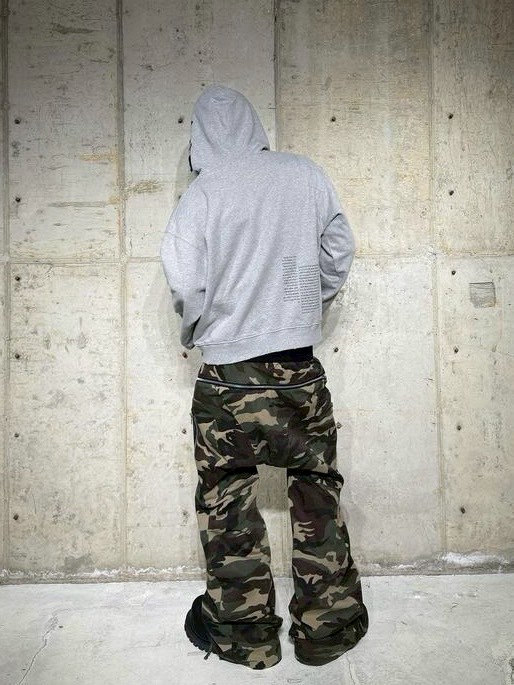 パンツ ZIPPER SAGGING PANTS CAMOUFLAGE roaringrad】ZIPPER SAGGING PANTS CAMOUFLAGE | OUR BRAND