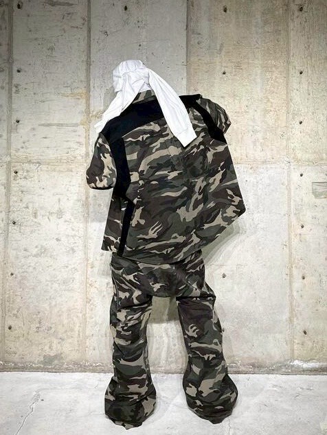 パンツ ZIPPER SAGGING PANTS CAMOUFLAGE roaringrad】ZIPPER SAGGING PANTS CAMOUFLAGE | OUR BRAND