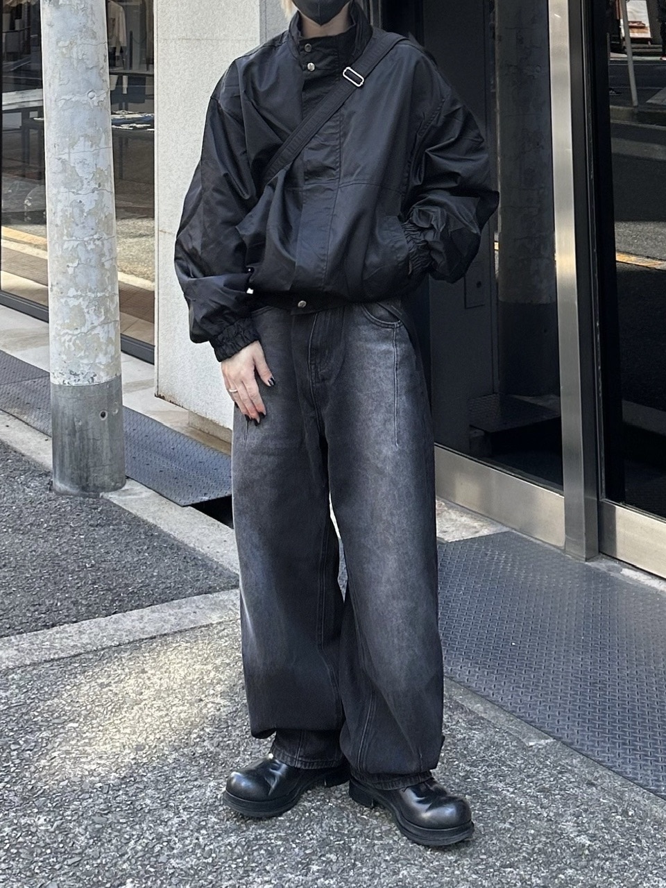 大阪店WEB限定受注制【Chikashitsu +】washing wide denim pants 
