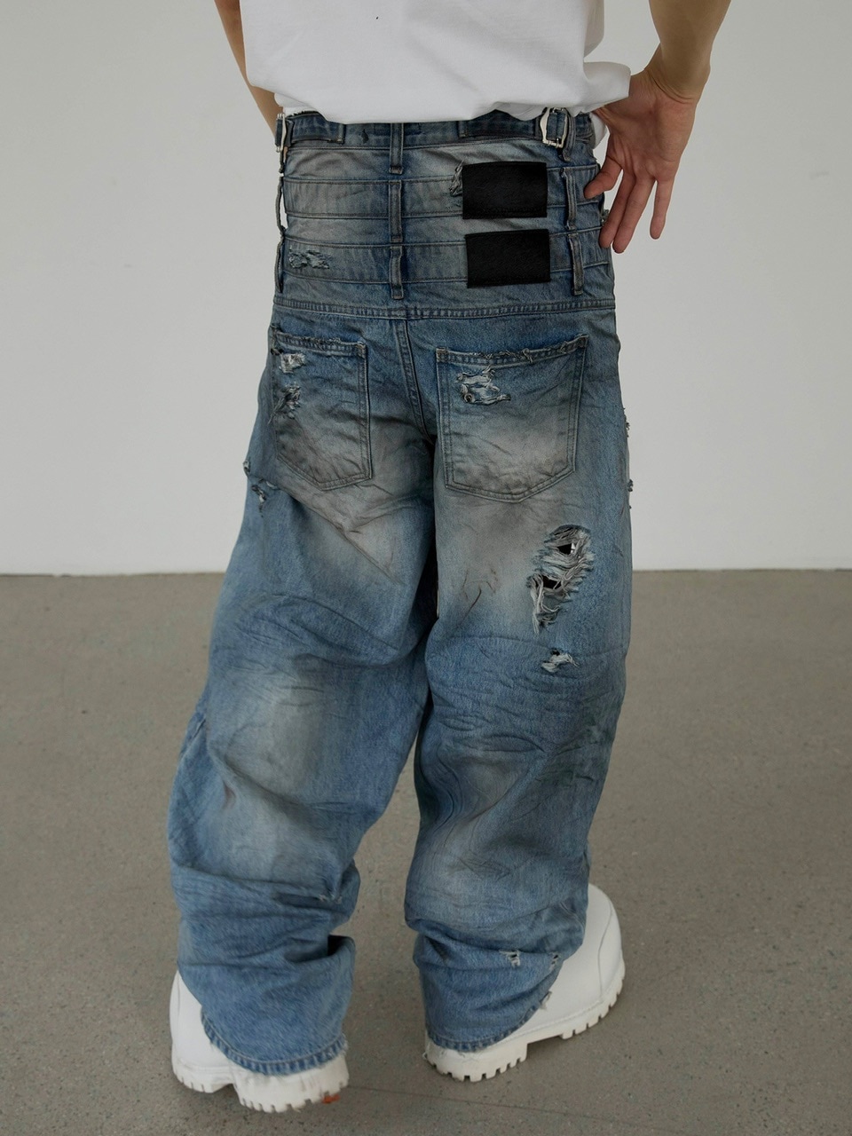 デニム・ジーパン [ANOTHERYOUTH] 3 layered destroyed jeans ANOTHERYOUTH】3 layered destroyed jeans | OUR BRAND