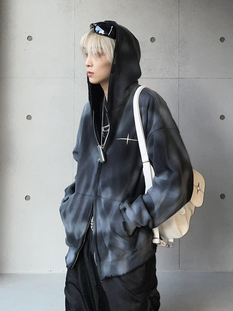 受注制【SUPADA】dirty zip hoodie