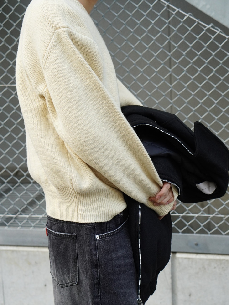 東京店WEB限定【Chikashitsu +】round wool knit (4color) | OUR