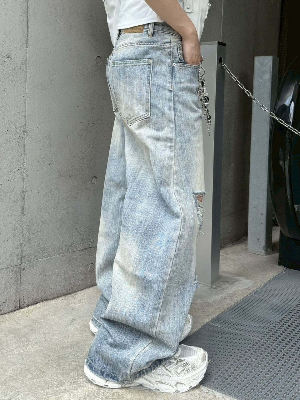 TURNTIDE*日本未入荷 マルチポケット/ウォッシュド Denim/Jeans 受注制【nmtc +】straight damage denim pants | OUR BRAND,nmtc