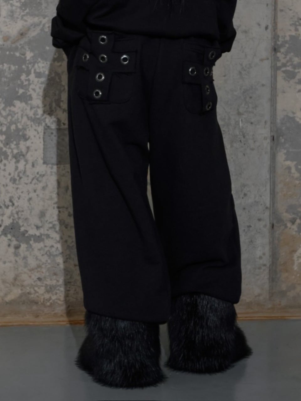 【FANCY CLUB】KEYCHAIN EYELET SWEATPANTS / 【ファンシークラブ】キーチェーンアイレットスウェットパンツ