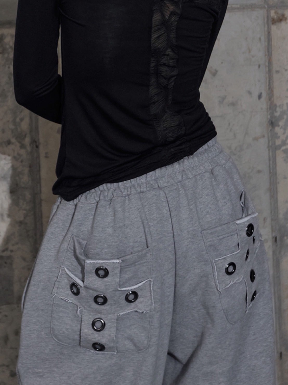 【FANCY CLUB】KEYCHAIN EYELET SWEATPANTS / 【ファンシークラブ】キーチェーンアイレットスウェットパンツ
