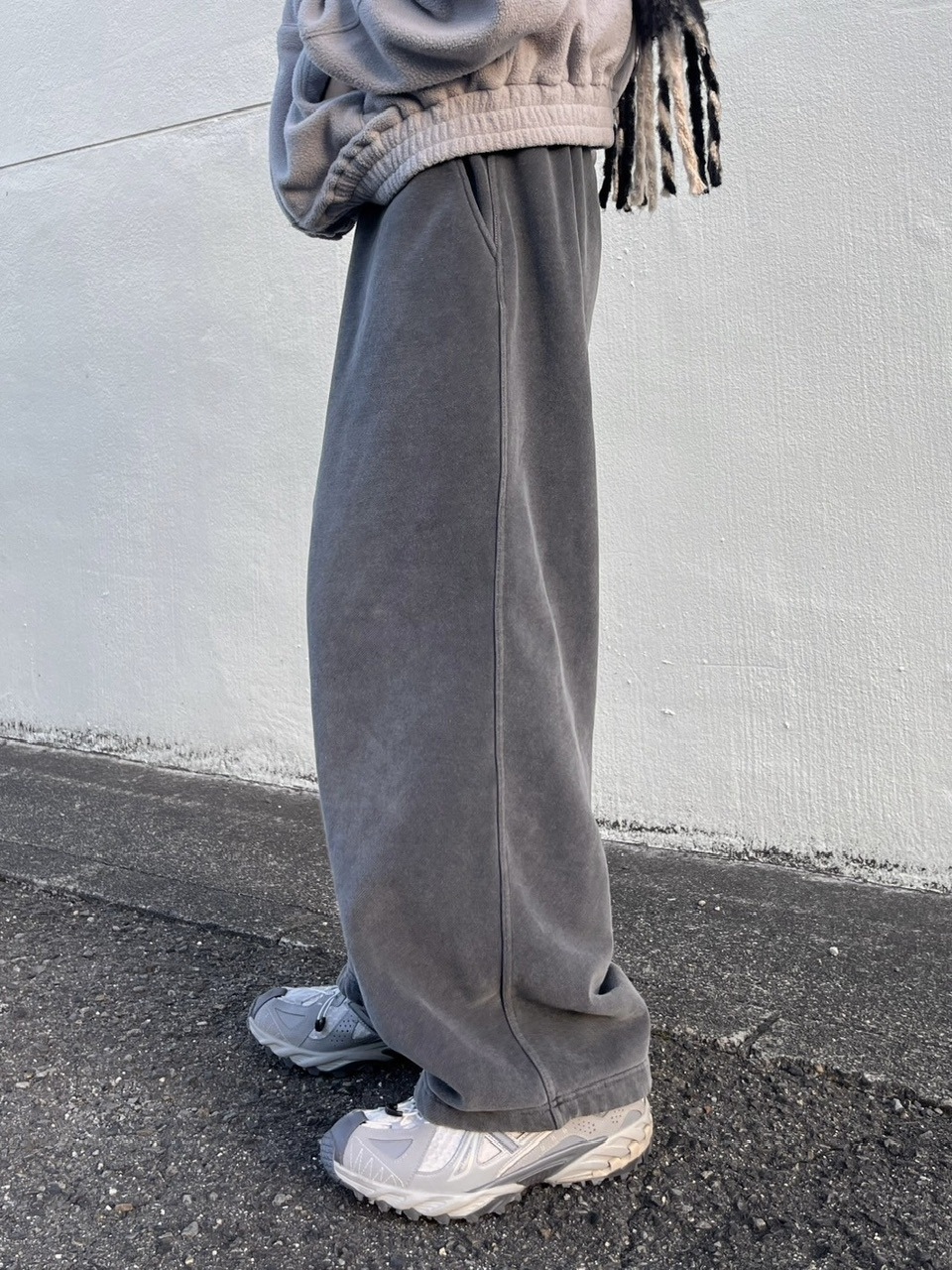 スウェットパンツ IONSEOUL Pigment Pin Tuck Sweat Pants JE293 受注制【youll】pigment sweat pants (2color) | OUR BRAND