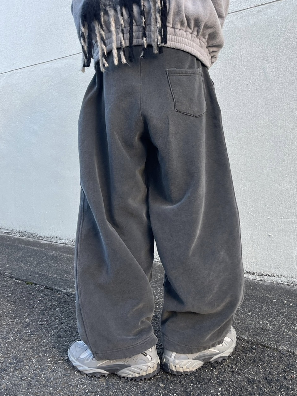 スウェットパンツ IONSEOUL Double Balloon Pigment Training Pants 受注制【youll】pigment sweat pants (2color) | OUR BRAND